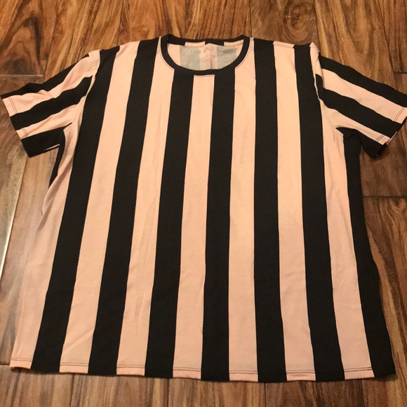 BNWOT Men’s RAIL T-Shirt - Picture 6 of 8